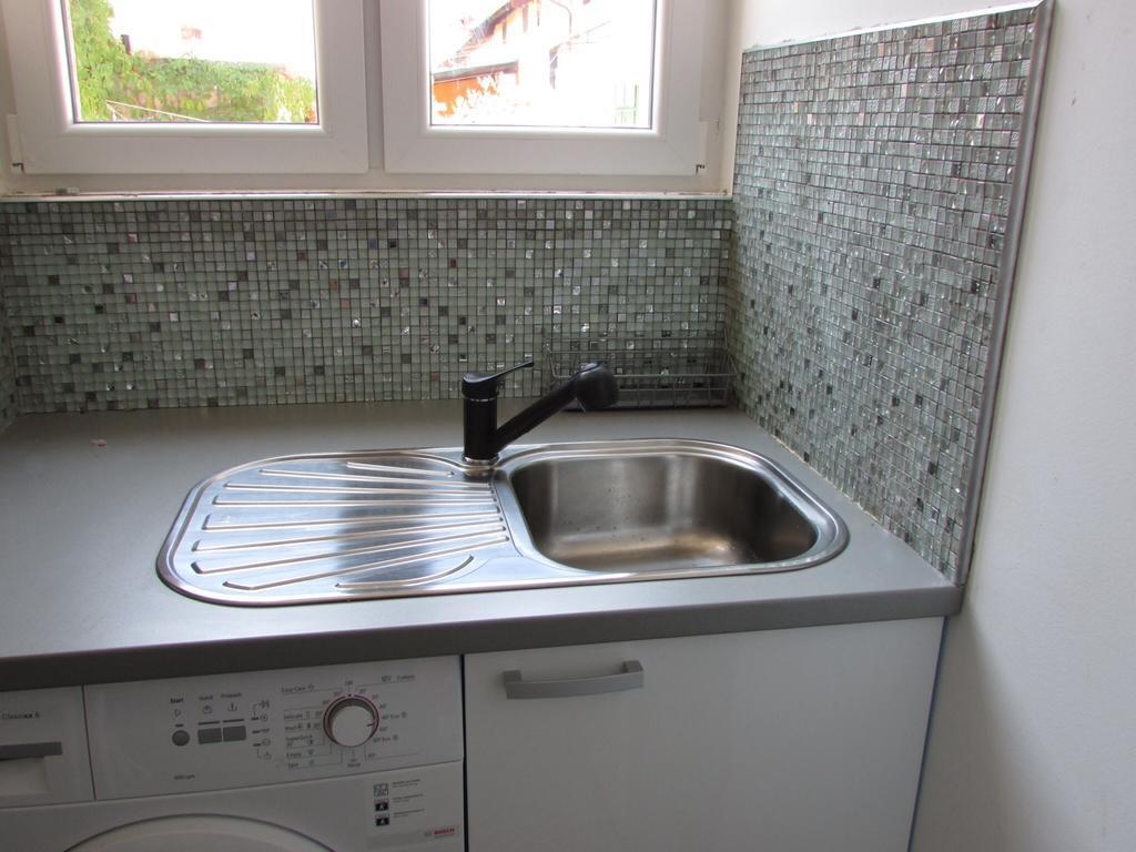Hostel Ljiljana Pula Luaran gambar