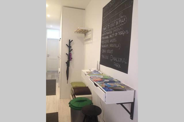 Hostel Ljiljana Pula Luaran gambar