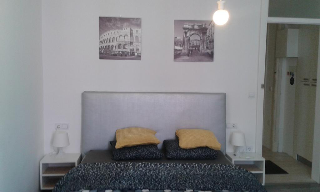 Hostel Ljiljana Pula Luaran gambar