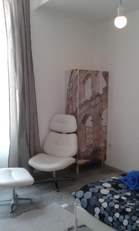 Hostel Ljiljana Pula Luaran gambar