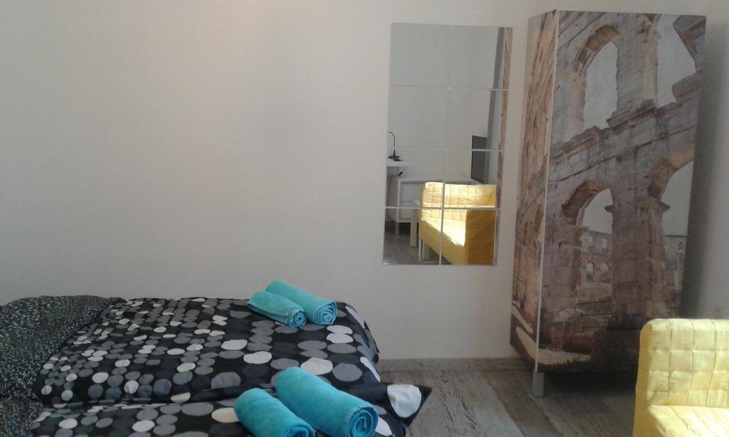 Hostel Ljiljana Pula Luaran gambar