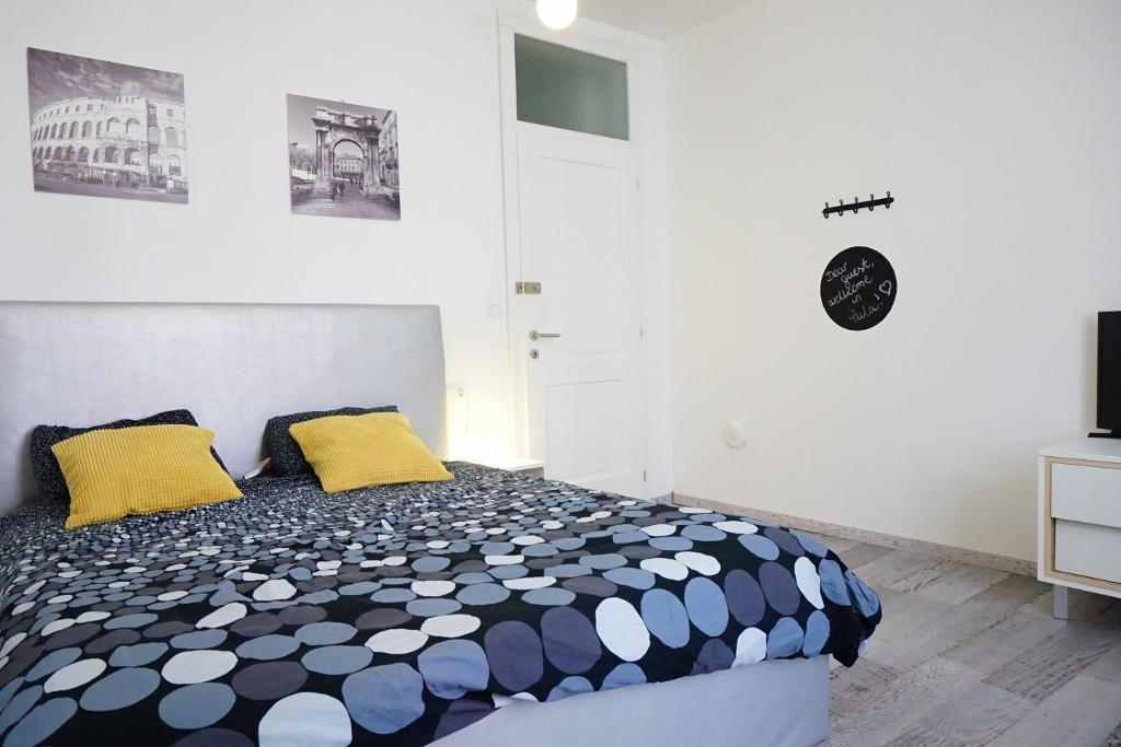 Hostel Ljiljana Pula Luaran gambar