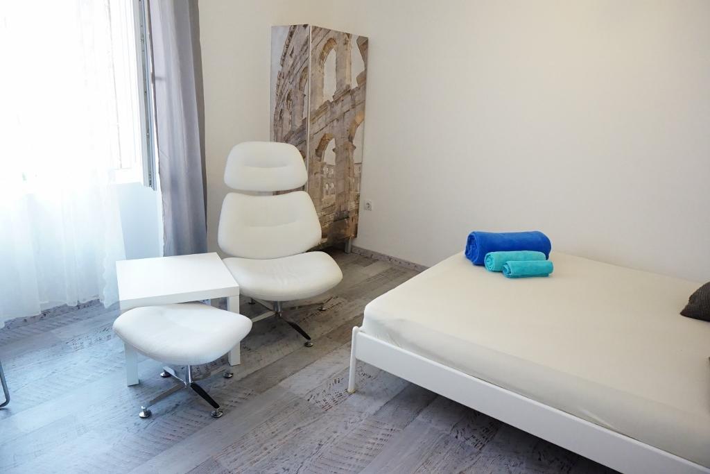 Hostel Ljiljana Pula Luaran gambar