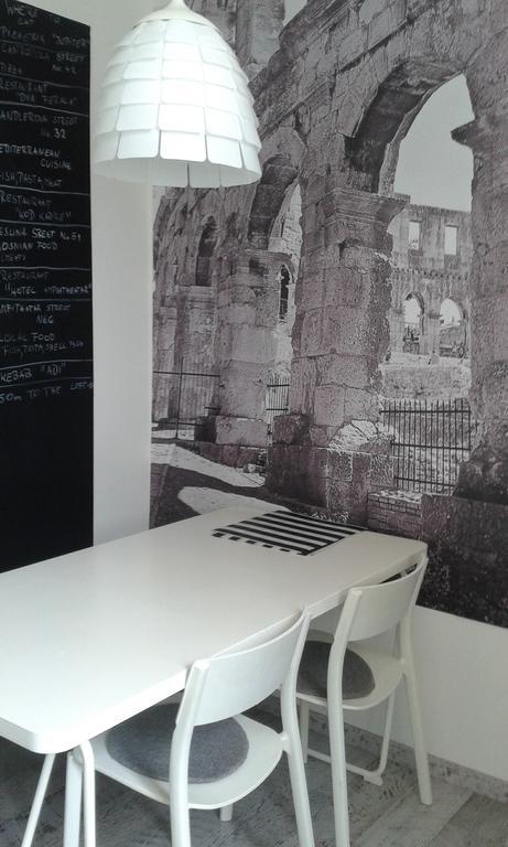 Hostel Ljiljana Pula Luaran gambar